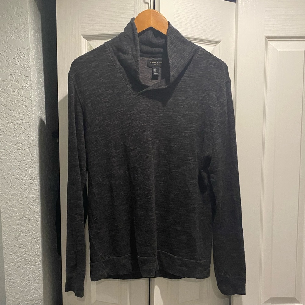 Porter & Ash Gray Sweater Size Small